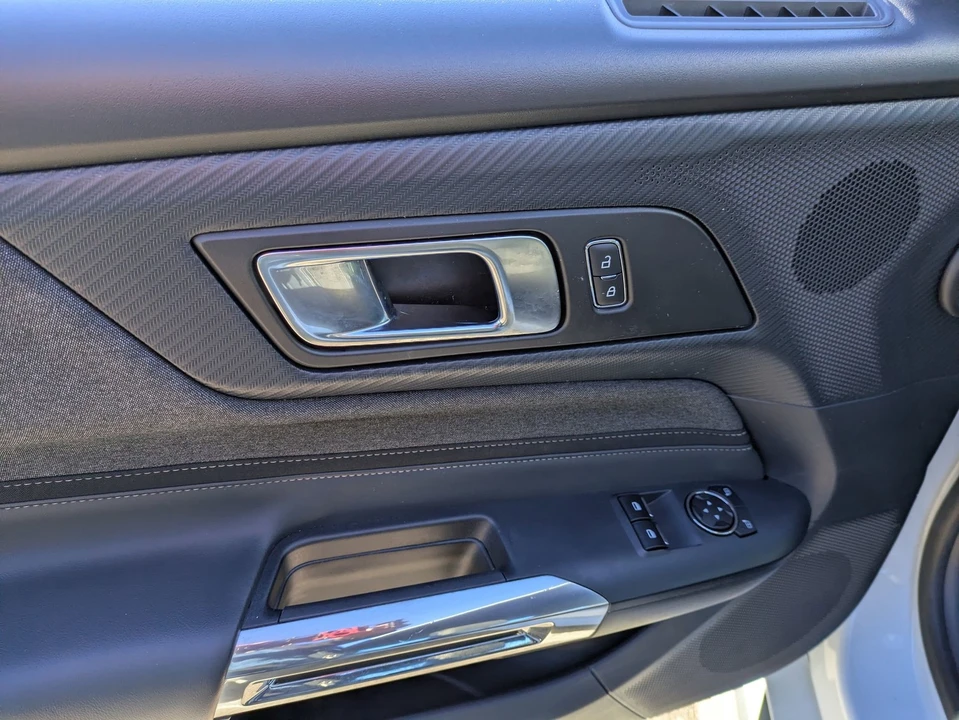 2025 Ford S650 Mustang - Image 17 of 21