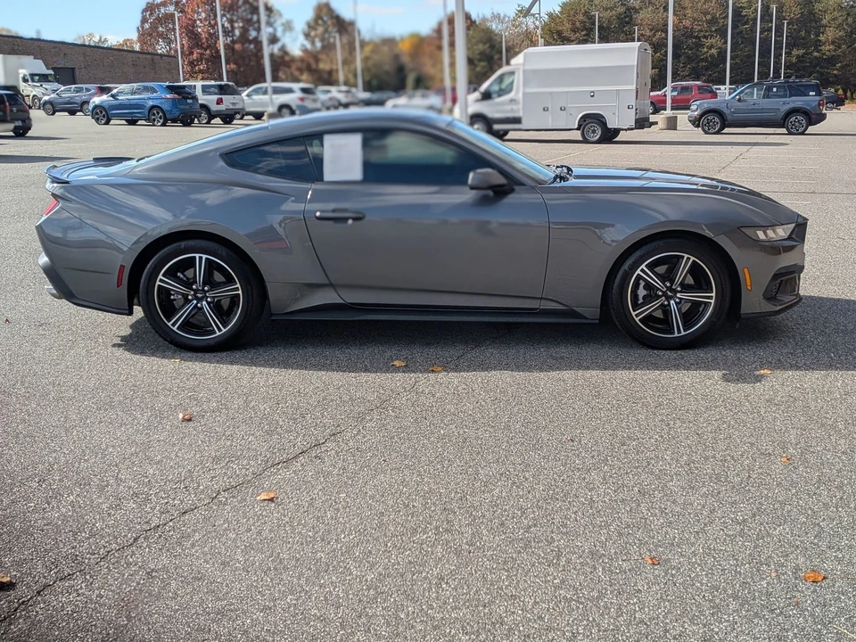 2025 Ford S650 Mustang - Image 3 of 12