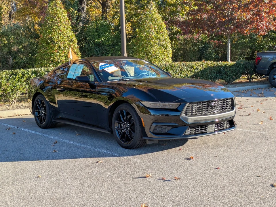 2025 Ford S650 Mustang - Image 2 of 12