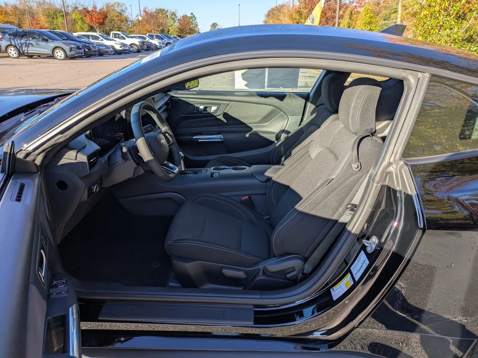 2025 Ford S650 Mustang - Image 11 of 12