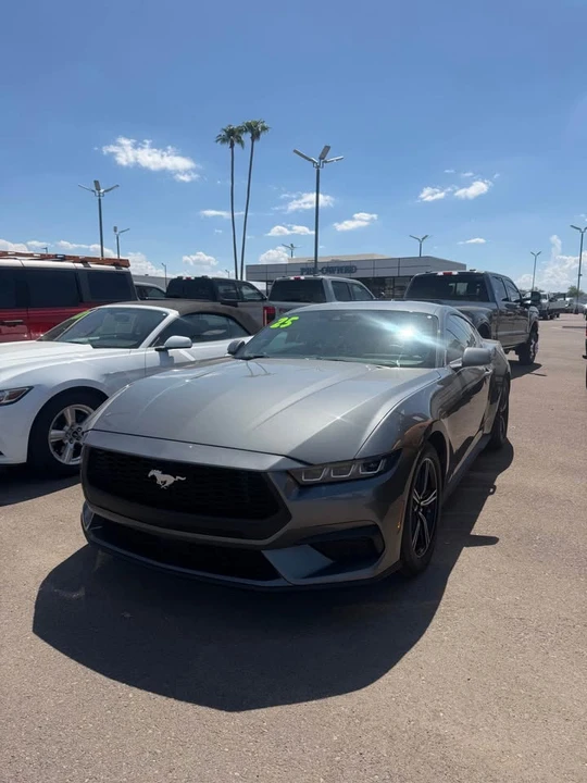2025 Ford S650 Mustang - Image 2 of 4