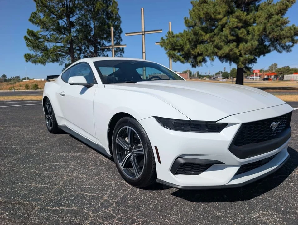 2025 Ford S650 Mustang - Image 9 of 17