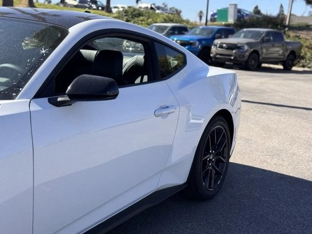 2025 Ford S650 Mustang - Image 9 of 12