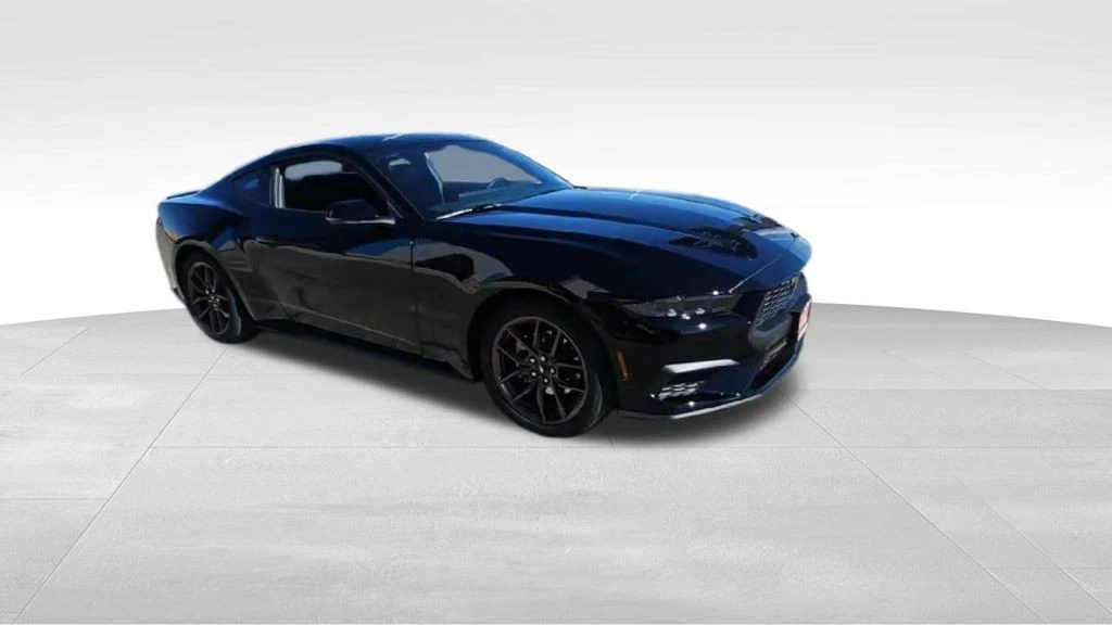 2025 Ford S650 Mustang - Image 2 of 21