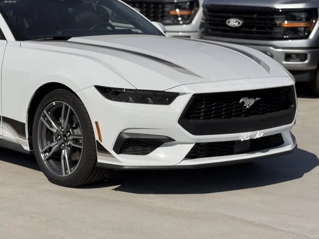 2025 Ford S650 Mustang - Image 3 of 12