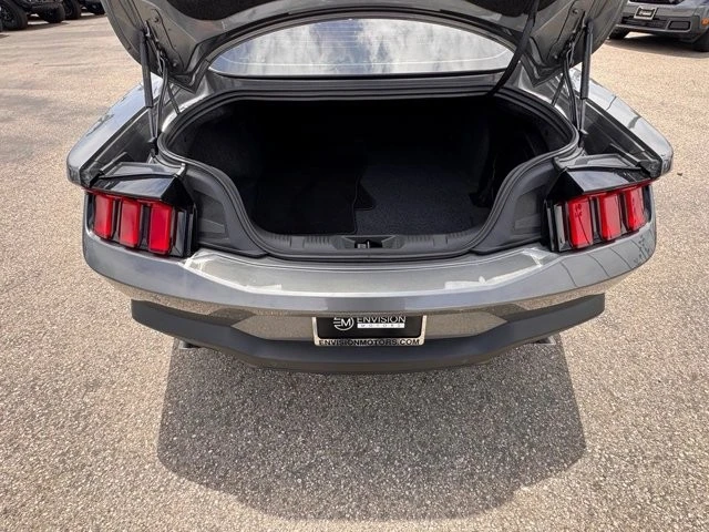 2025 Ford S650 Mustang - Image 13 of 30