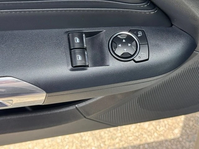 2025 Ford S650 Mustang - Image 16 of 30