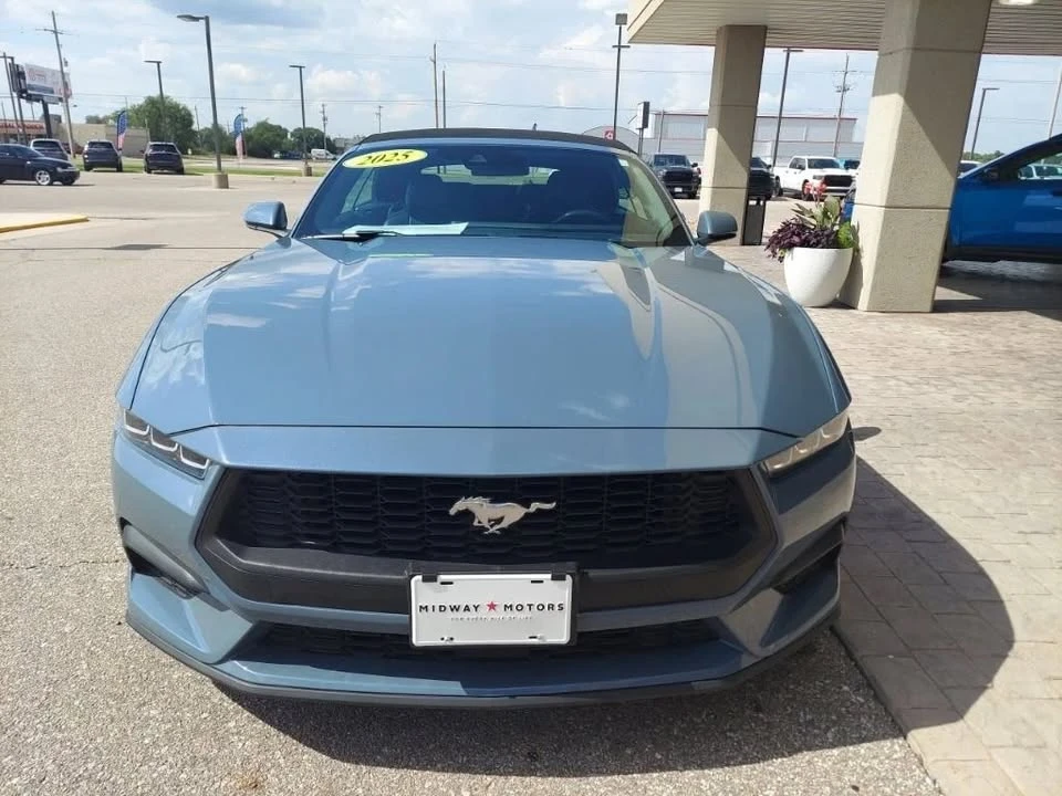 2025 Ford S650 Mustang - Image 2 of 20