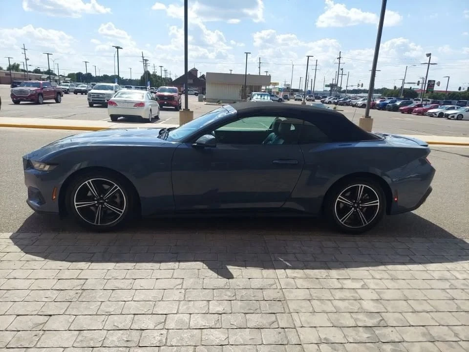 2025 Ford S650 Mustang - Image 4 of 20
