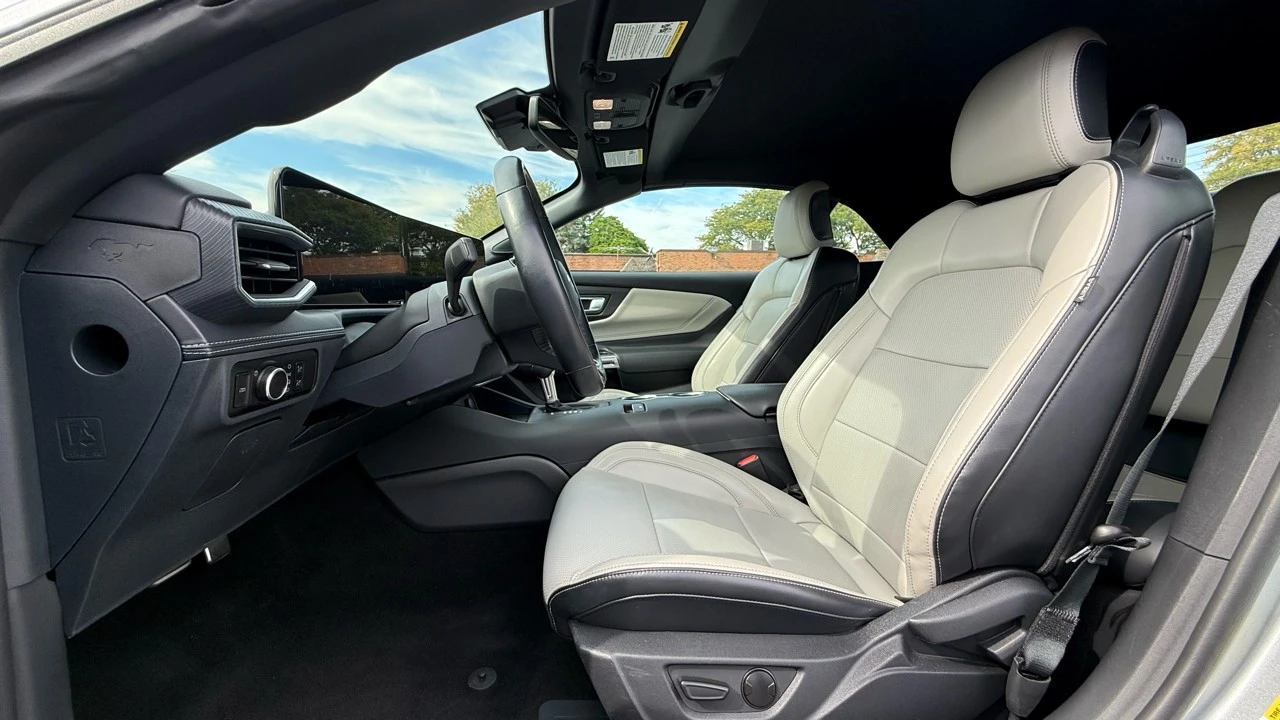 2025 Ford S650 Mustang - Image 12 of 21
