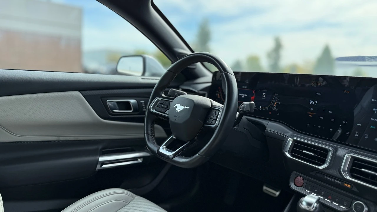 2025 Ford S650 Mustang - Image 15 of 21