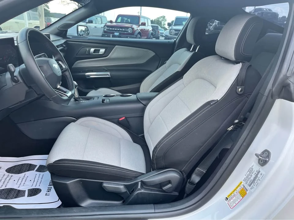 2025 Ford S650 Mustang - Image 6 of 8