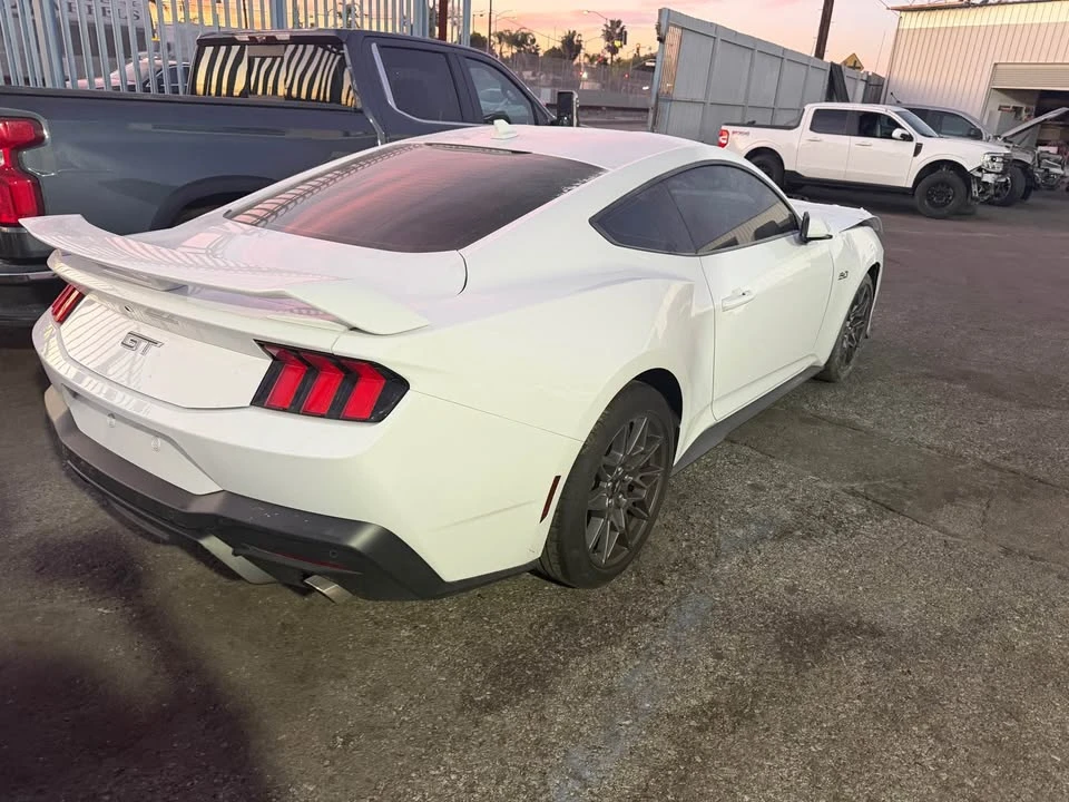 2025 Ford S650 Mustang - Image 4 of 5