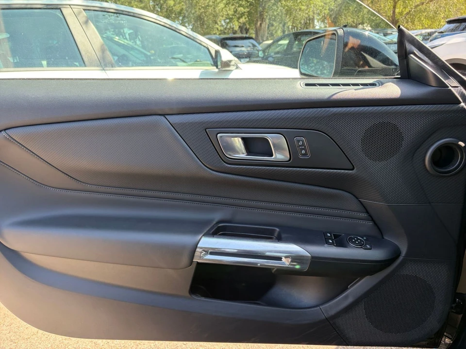 2025 Ford - Image 17 of 31