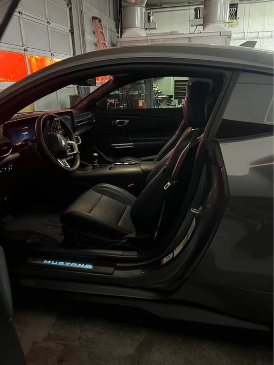 2025 Ford S650 Mustang - Image 10 of 14