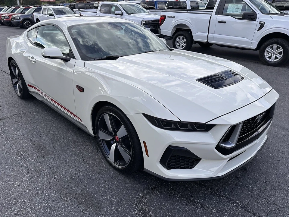 2025 Ford S650 Mustang - Image 4 of 21