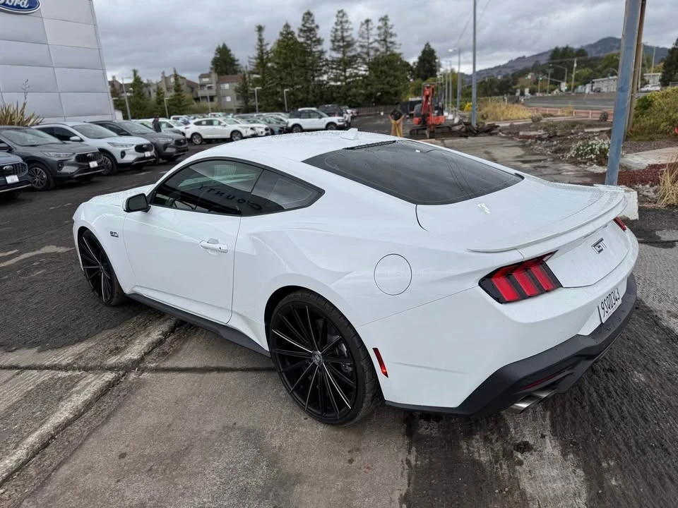 2025 Ford S650 Mustang - Image 6 of 15