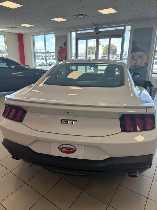 2025 Ford S650 Mustang GT - Image 5 of 5