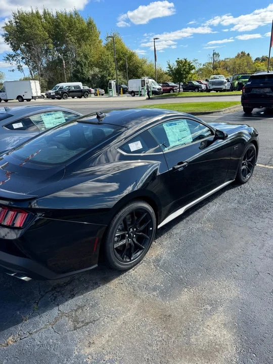 2025 Ford S650 Mustang - Image 5 of 7