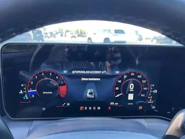 2025 Ford S650 Mustang - Image 10 of 20