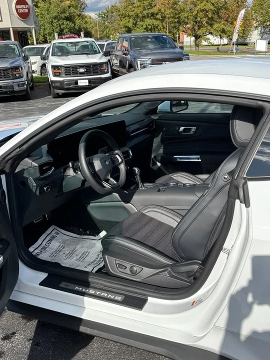 2025 Ford S650 Mustang - Image 7 of 7