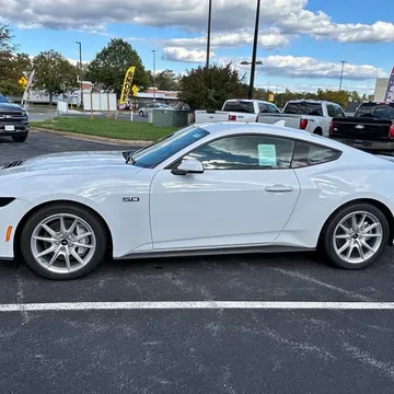2025 Ford Mustang GT Premium
