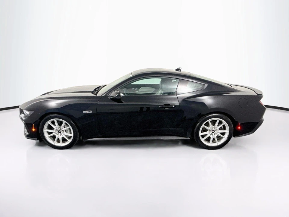 2025 Ford S650 Mustang GT - Image 2 of 31