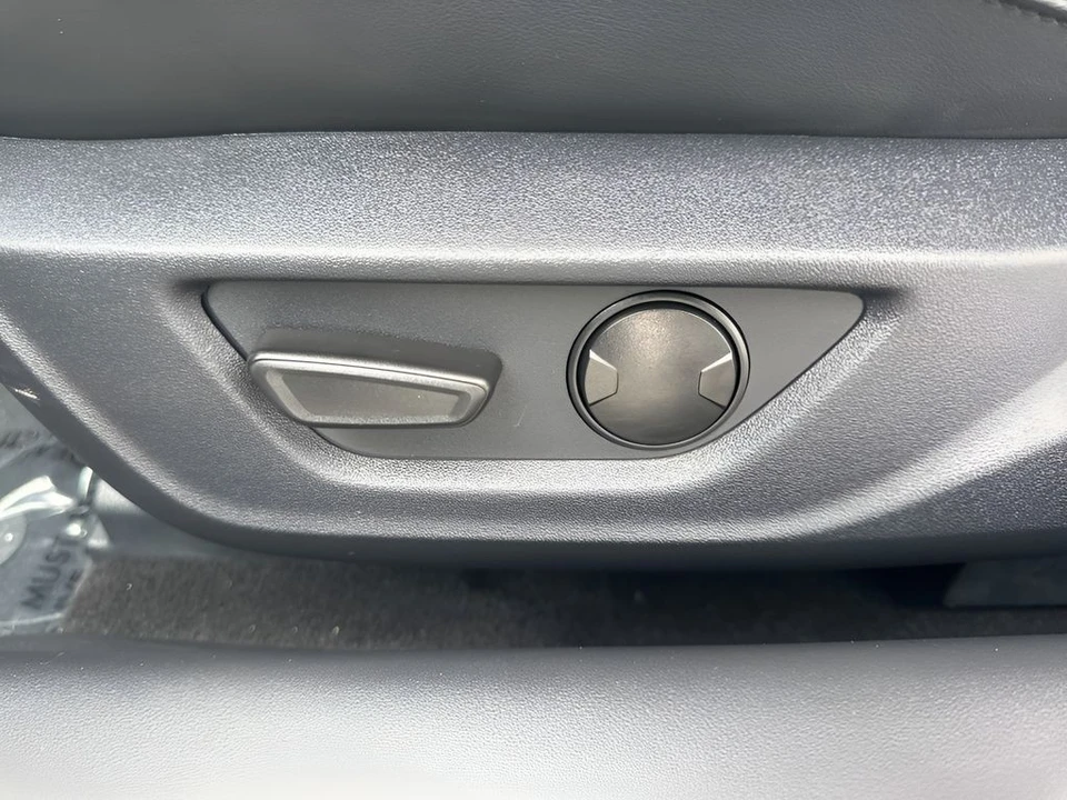 2025 Ford S650 Mustang - Image 10 of 12