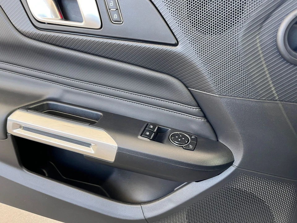 2025 Ford S650 Mustang - Image 15 of 31