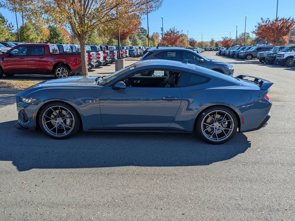 2025 Ford S650 Mustang - Image 7 of 12