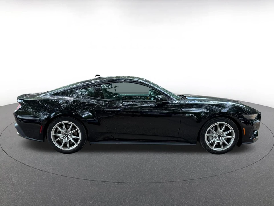 2025 Ford S650 Mustang - Image 8 of 10