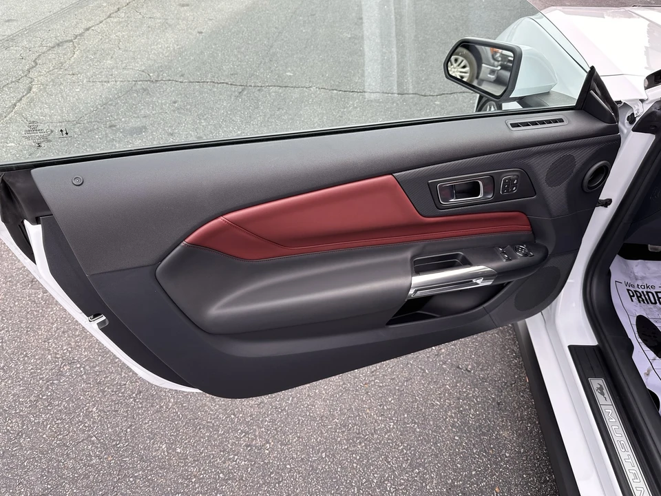 2025 Ford S650 Mustang - Image 9 of 12