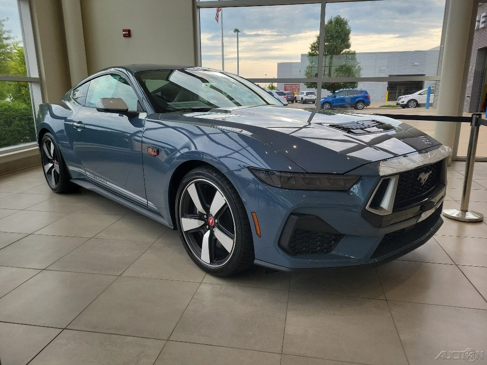 2025 Ford S650 Mustang - Image 8 of 12