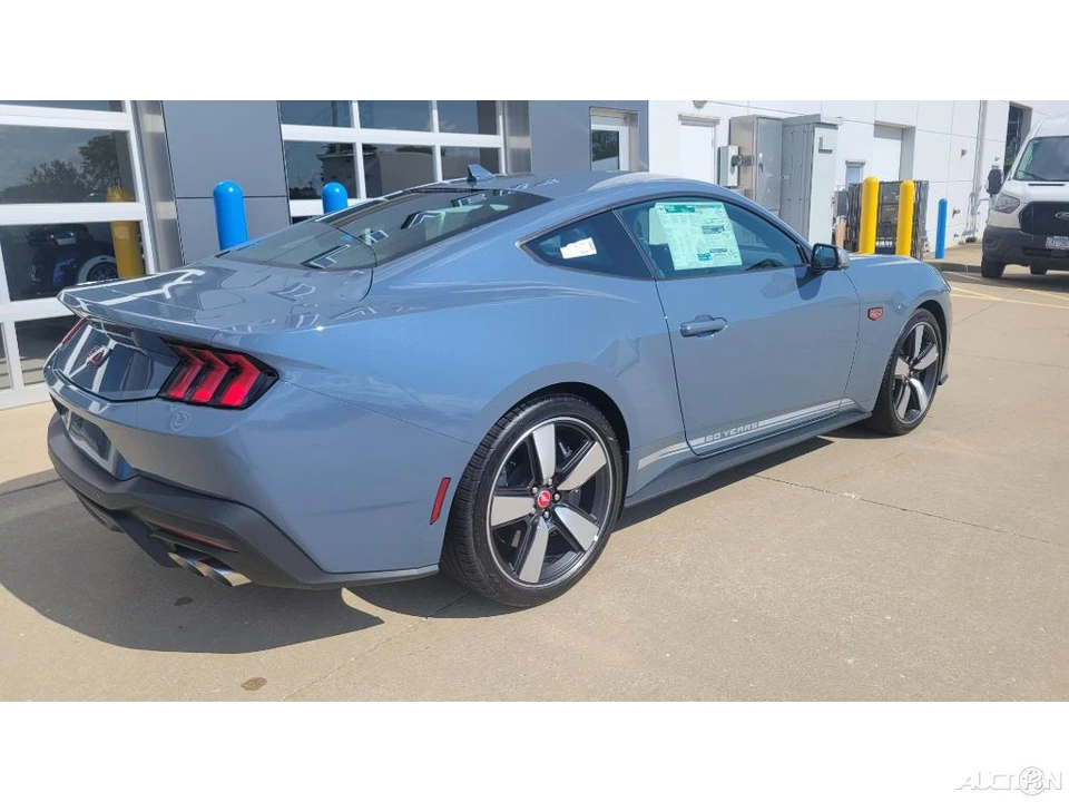 2025 Ford S650 Mustang - Image 5 of 12