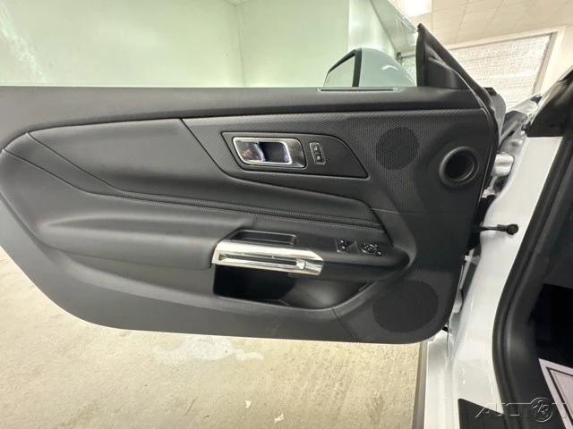 2025 Ford S650 Mustang - Image 7 of 12
