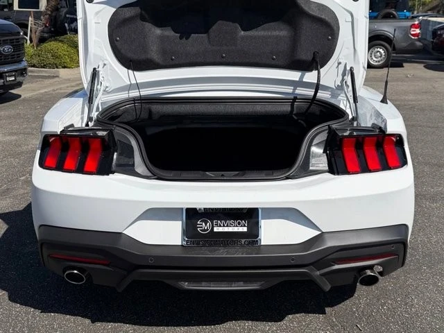 2025 Ford S650 Mustang - Image 13 of 21