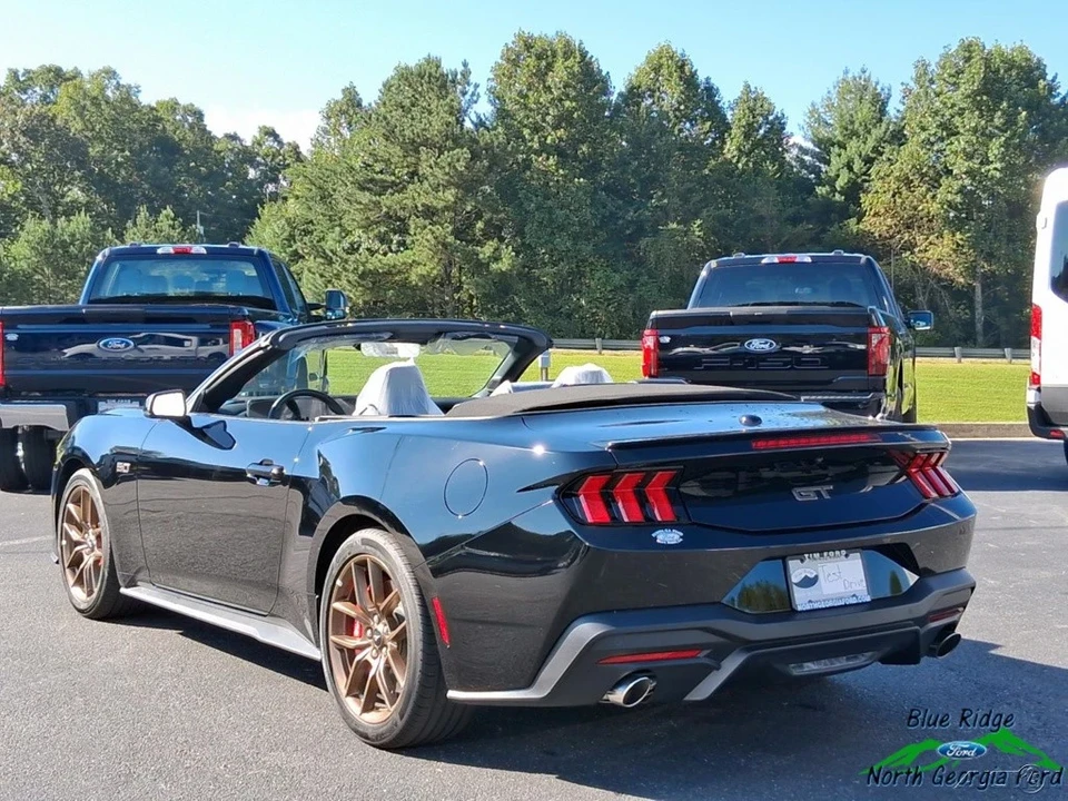 2025 Ford S650 Mustang - Image 2 of 21