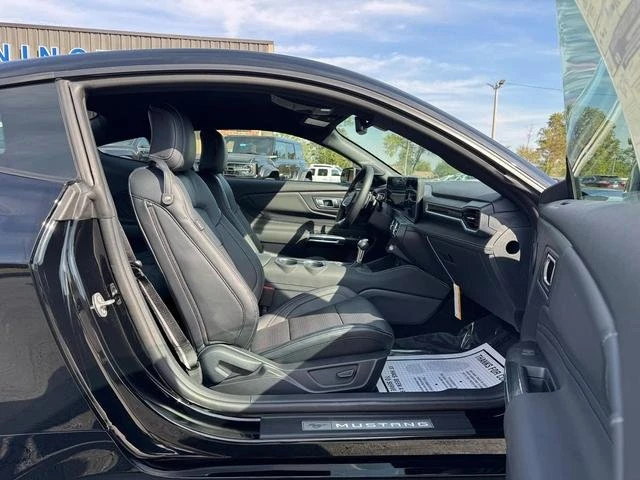 2025 Ford S650 Mustang - Image 12 of 17