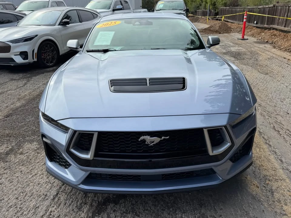2025 Ford S650 Mustang - Image 2 of 10