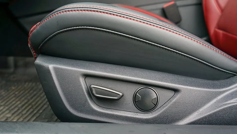 2025 Ford S650 Mustang - Image 11 of 13