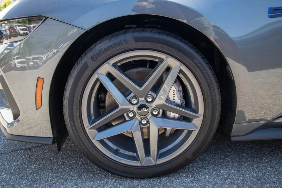 2025 Ford S650 Mustang - Image 8 of 17