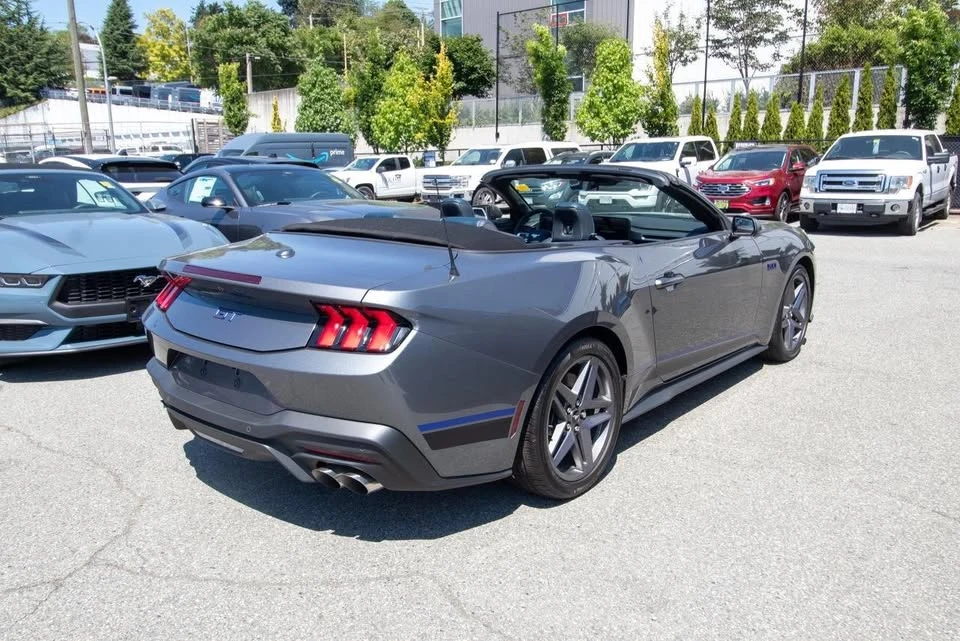 2025 Ford S650 Mustang - Image 2 of 17
