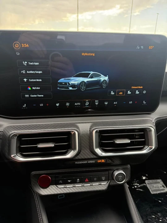 2025 Ford S650 Mustang - Image 15 of 16