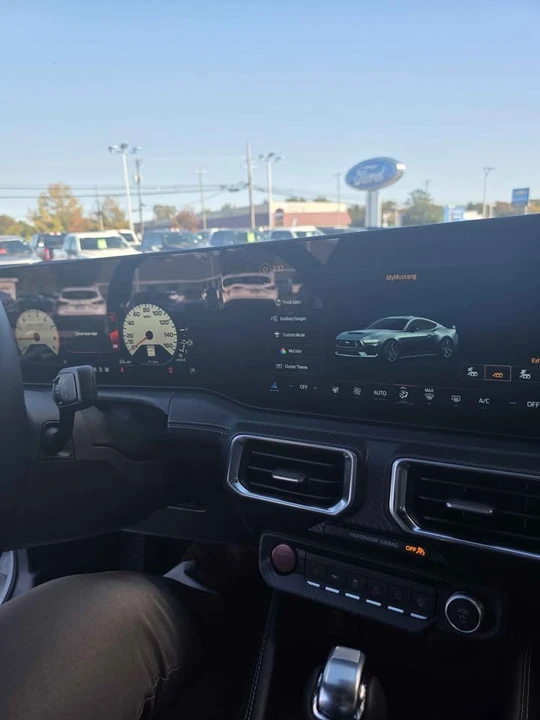 2025 Ford S650 Mustang - Image 6 of 8