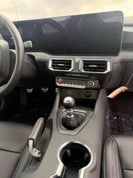 2025 Ford S650 Mustang - Image 10 of 16