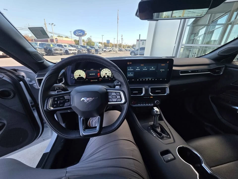 2025 Ford S650 Mustang - Image 5 of 8