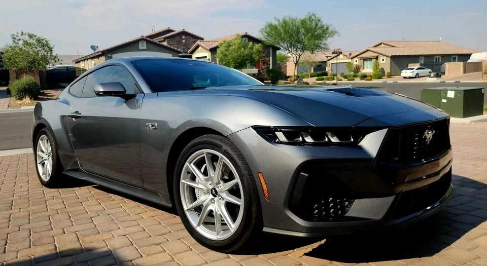 2025 Ford S650 Mustang - Image 2 of 6