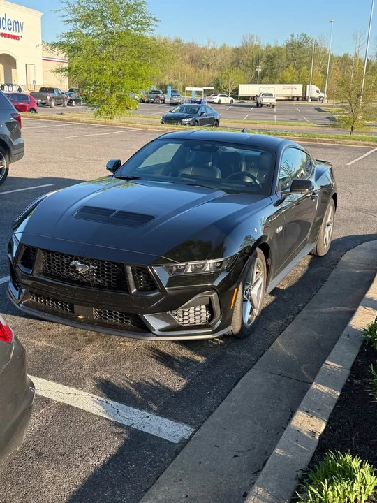2025 Ford S650 Mustang GT - Image 2 of 4