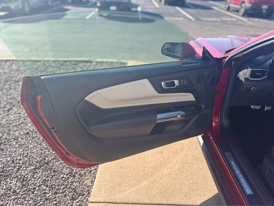 2025 Ford S650 Mustang - Image 10 of 13