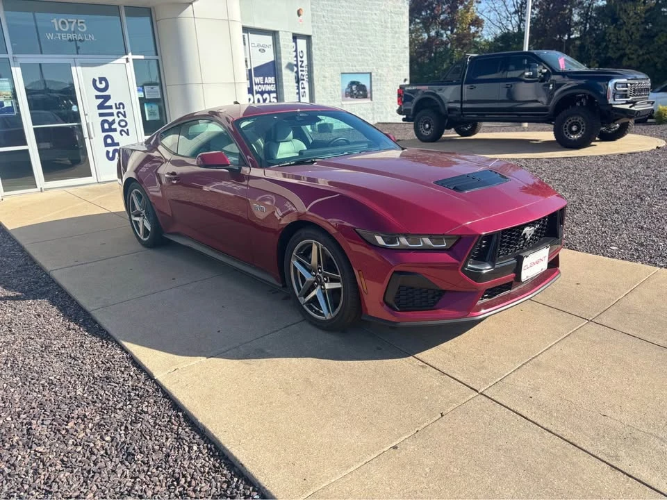 2025 Ford S650 Mustang - Image 2 of 13